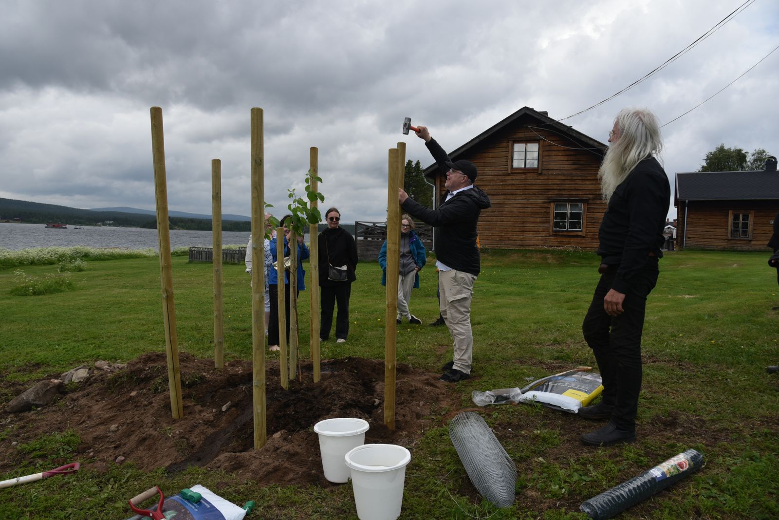 Neighbours & Citizens (growing network)
